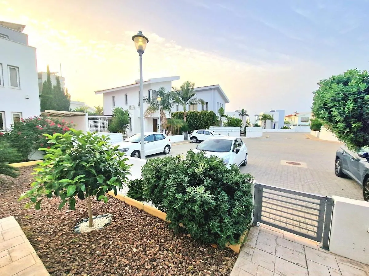 Luxury Villa Azure Larnaca 0*,  Cyprus